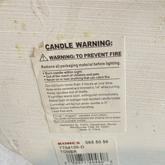 CHRISTMAS CANDLE -- Snowmen and Peppermint Holder, White Sparkly Candle - Picture 7 of 8